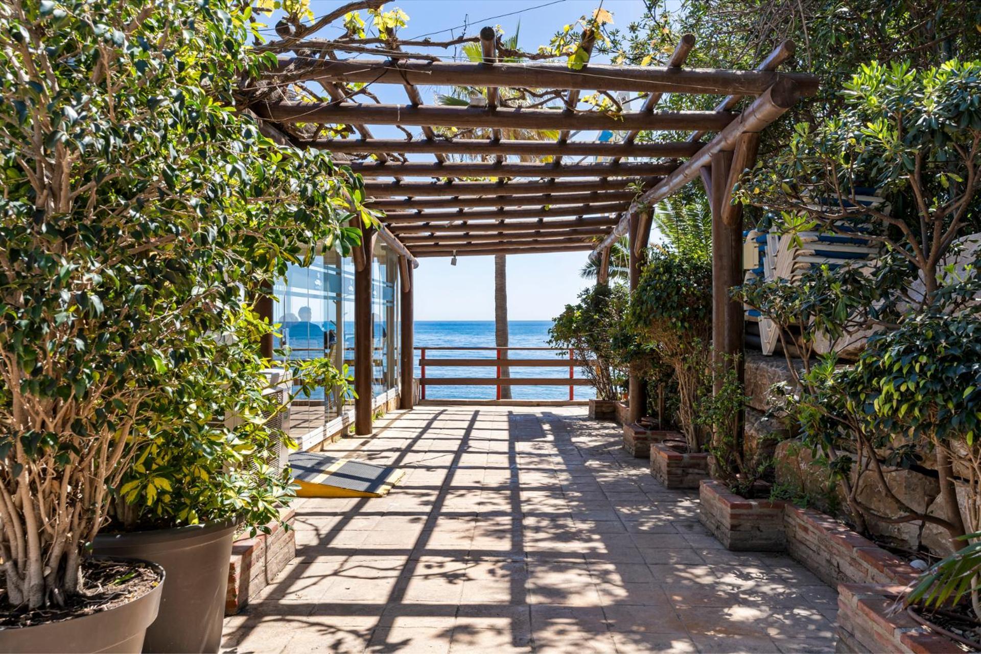 Beachfront Calahonda Apartment By Costarentals - Ref 89 Sitio de Calahonda ภายนอก รูปภาพ