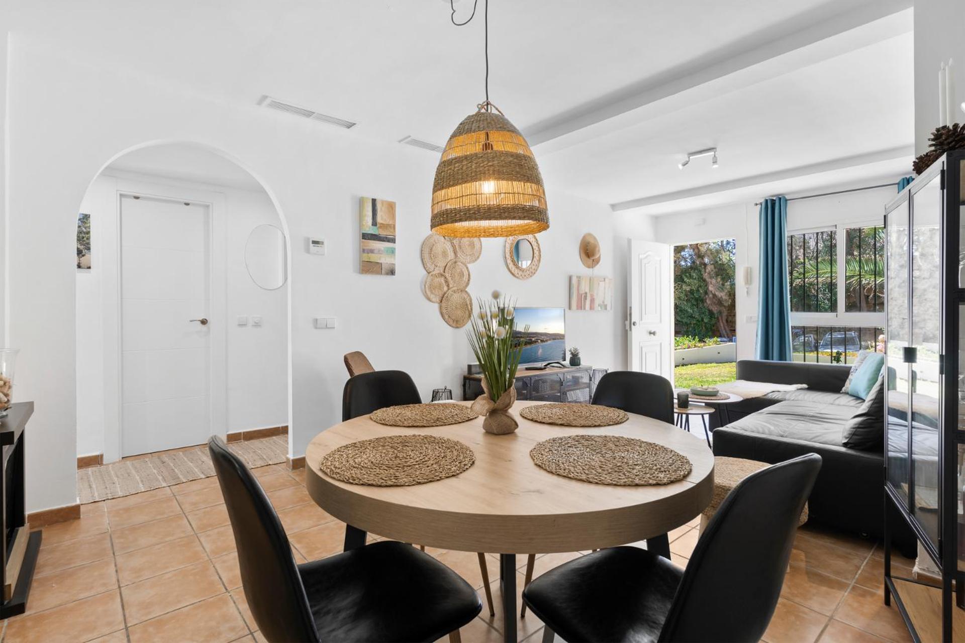 Beachfront Calahonda Apartment By Costarentals - Ref 89 Sitio de Calahonda ภายนอก รูปภาพ