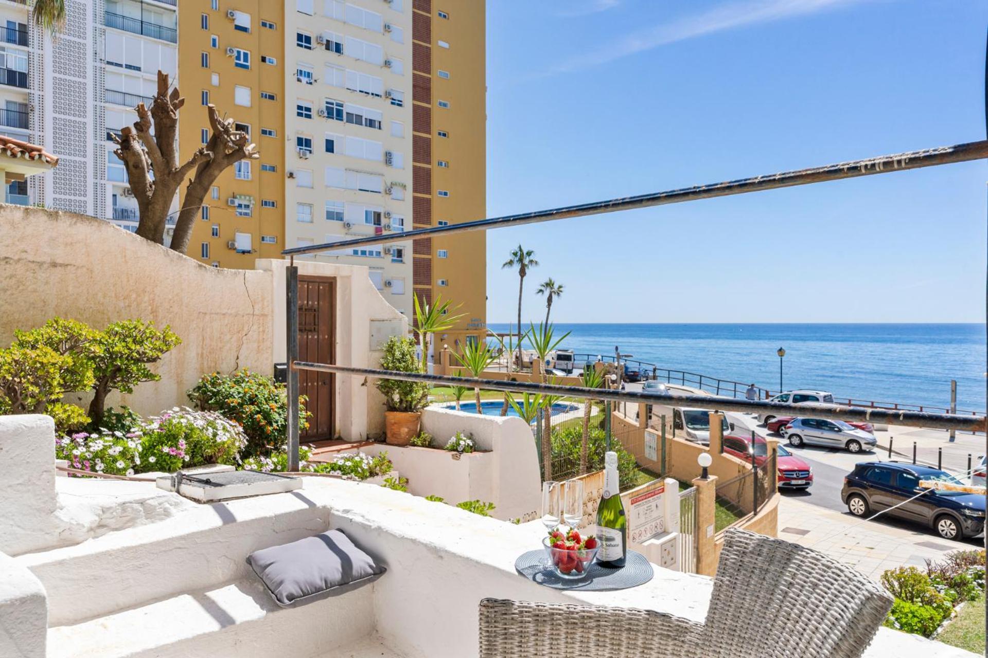 Beachfront Calahonda Apartment By Costarentals - Ref 89 Sitio de Calahonda ภายนอก รูปภาพ